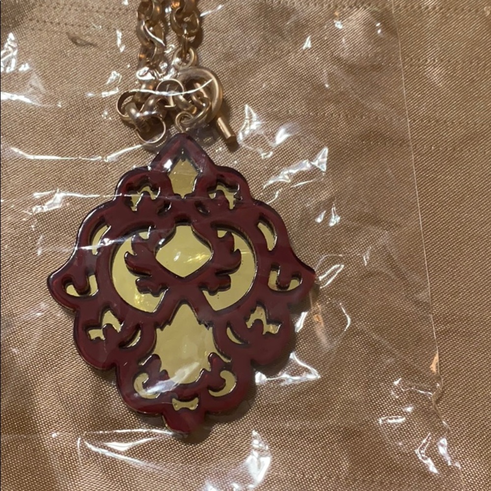 Lia Mia Dia Necklace